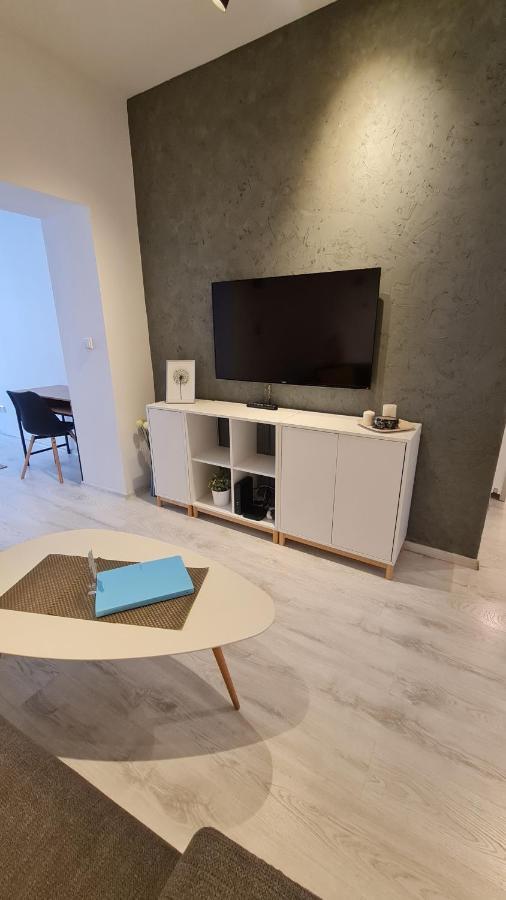 Near Congress Centre I. Appartement *